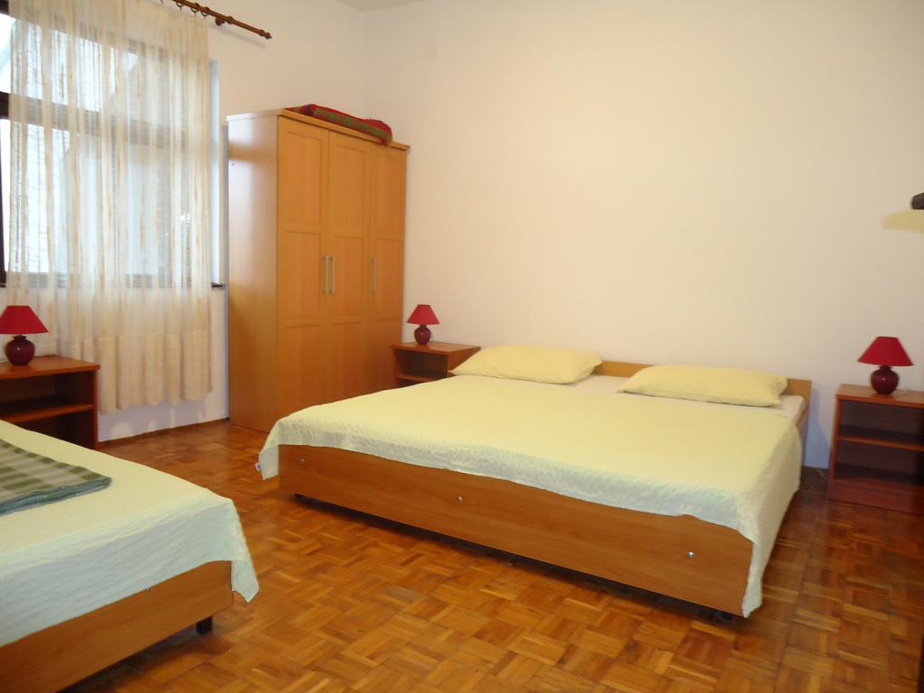 Apartments Vrsa Seline Esterno foto