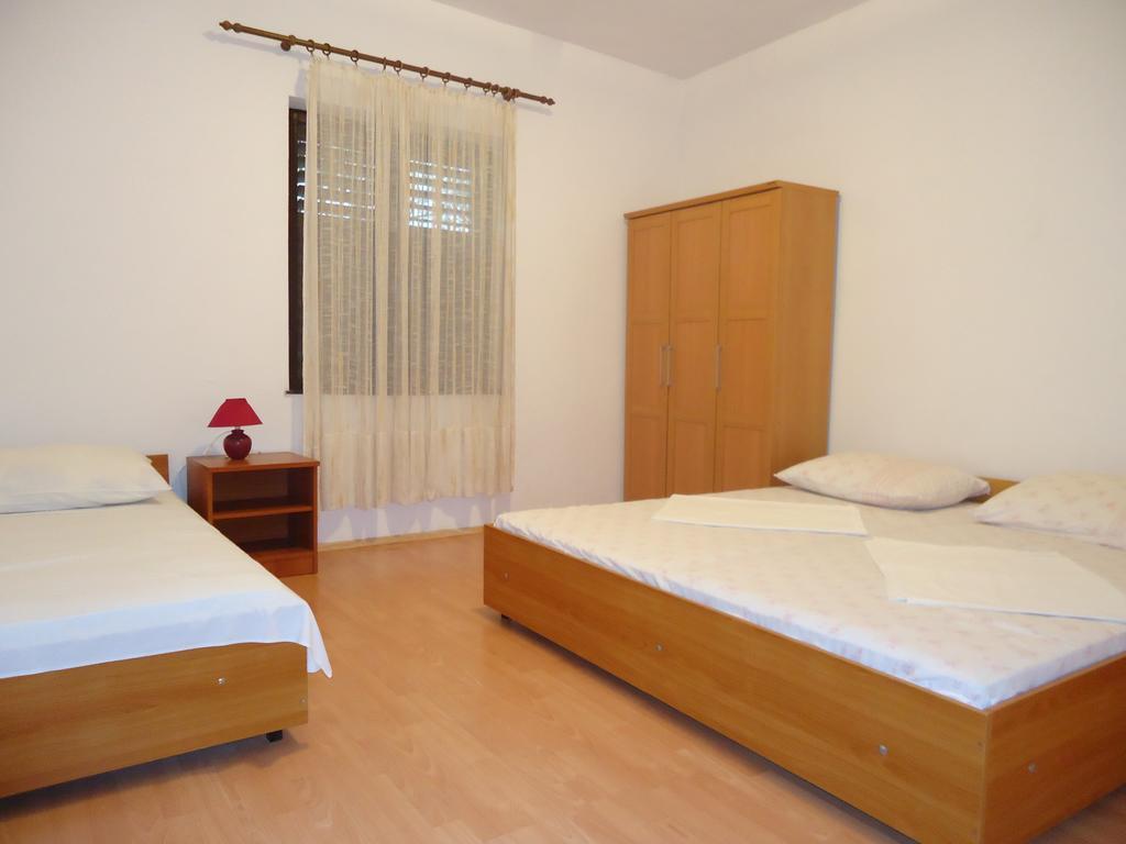 Apartments Vrsa Seline Esterno foto