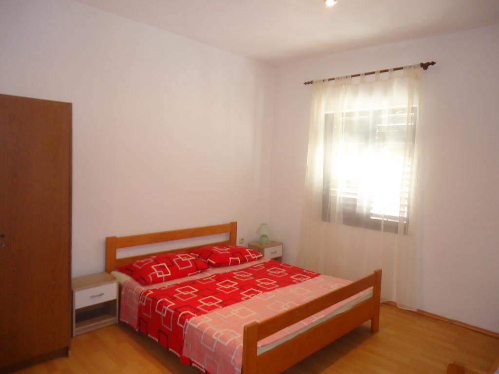 Apartments Vrsa Seline Esterno foto