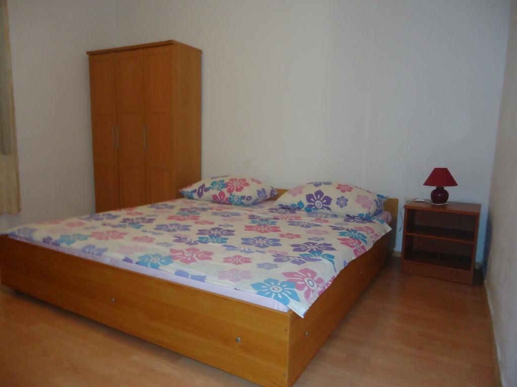 Apartments Vrsa Seline Esterno foto