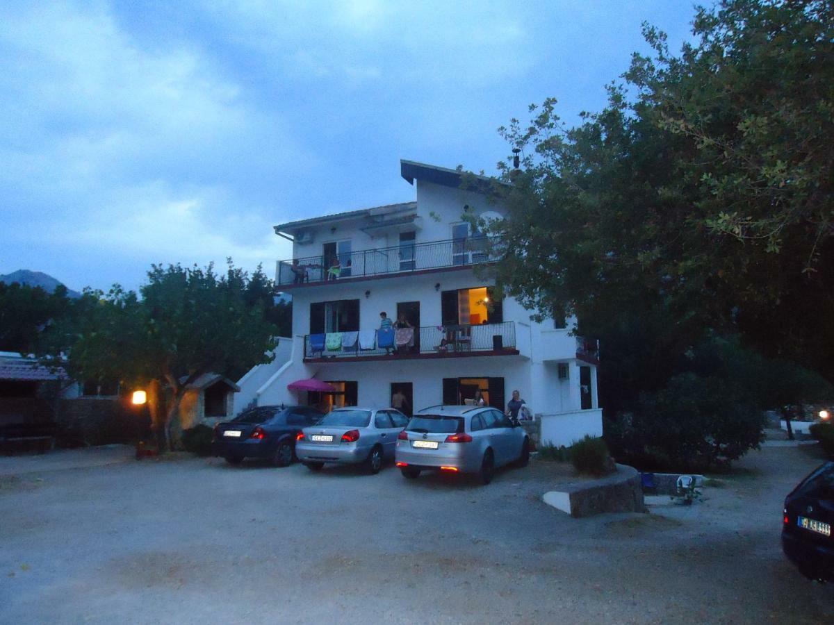 Apartments Vrsa Seline Esterno foto