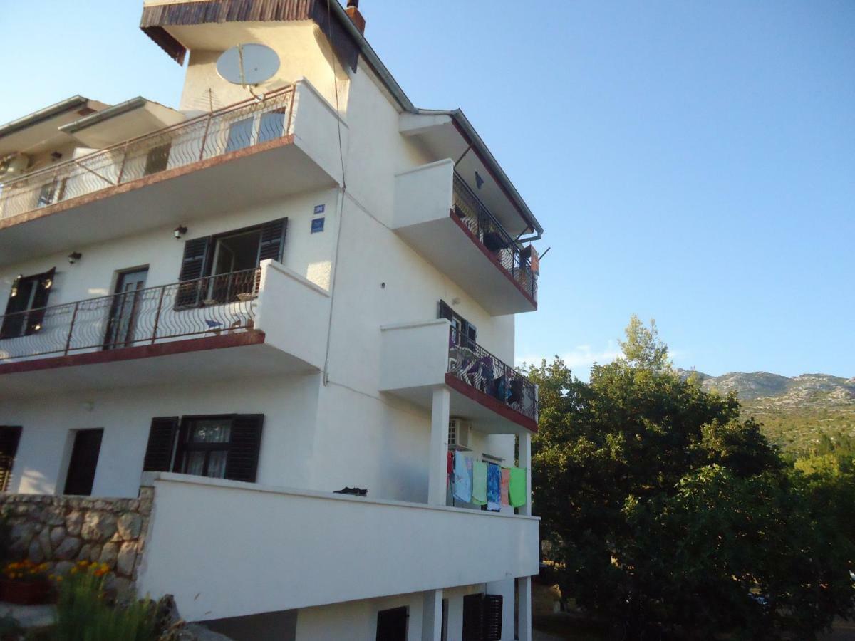 Apartments Vrsa Seline Esterno foto